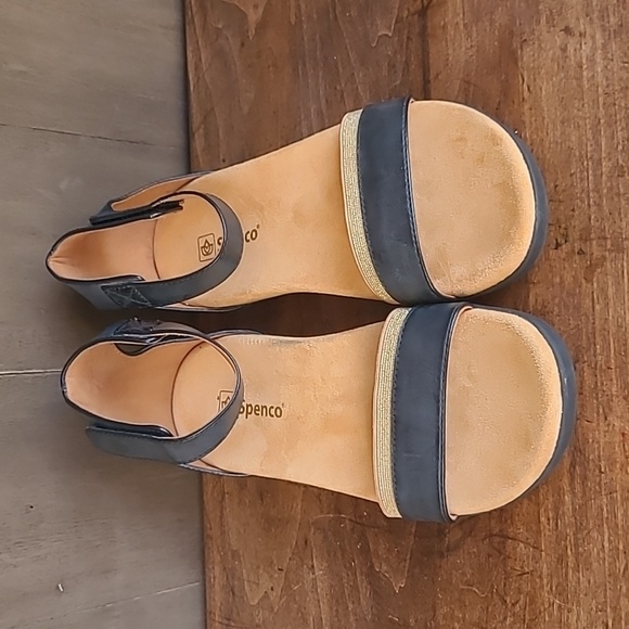 EUC Spenco Sandals Women's sz 8B Jasmine Ankle Strap Black/Gold Flat Sandals - Picture 6 of 11